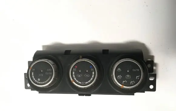 Nissan X-Trail T31 Climate control unit A02000A7502000 27500A0700