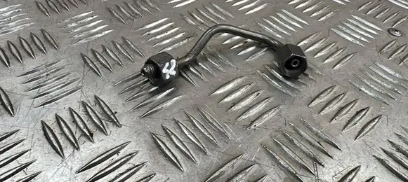 Mercedes-Benz E C207 W207 Fuel injector supply line/pipe 