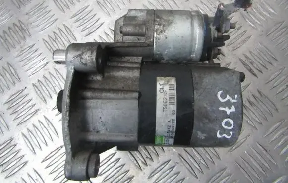 Peugeot 207 Starter motor 9658308780 TS8E2