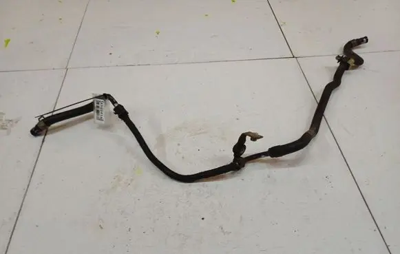 Nissan Almera Tino Engine coolant pipe/hose 