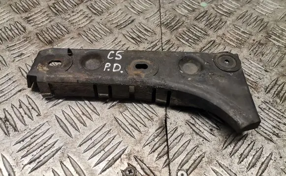 Audi A6 S6 C5 4B Front bumper mounting bracket 4b0807284b