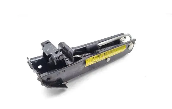 Volkswagen PASSAT B7 Lift Jack 3C0011031B
