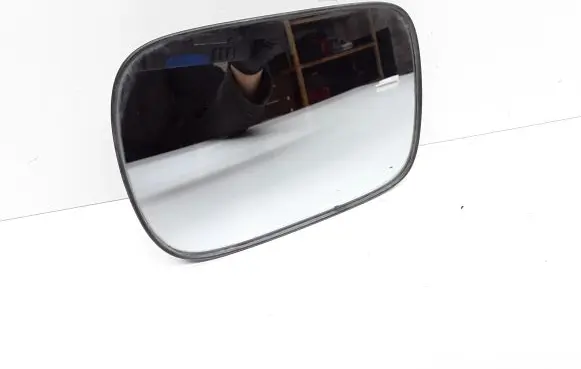 Volvo XC70 Wing mirror glass 3001623