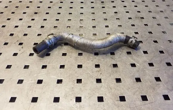 Ford Focus Engine coolant pipe/hose DM5G9V427AA