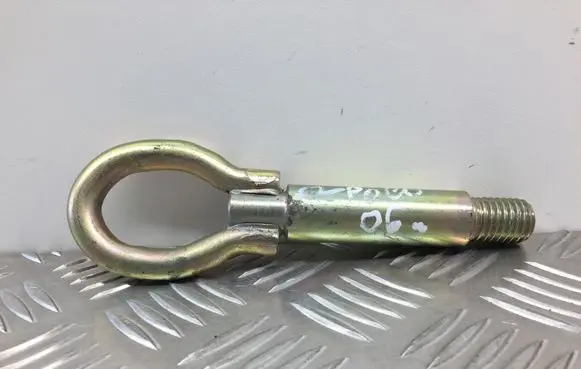 Volkswagen Polo IV 9N3 Towing hook eye 