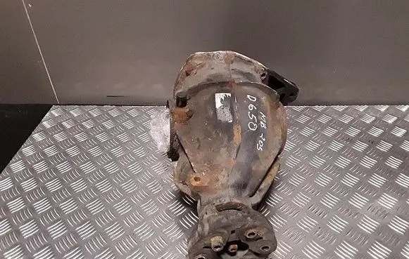 Mercedes-Benz C W203 Rear differential 2103513008