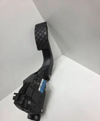 Audi A6 S6 C5 4B Accelerator throttle pedal 6PV00837602 8D1723523M