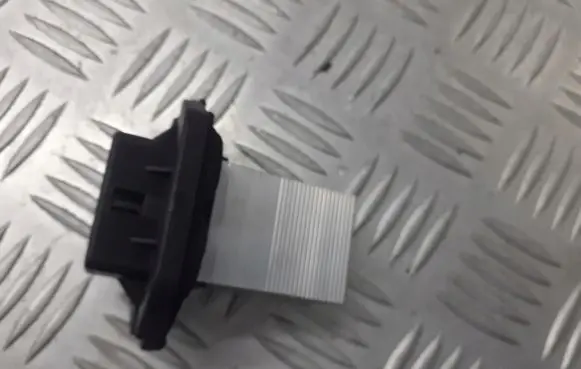 KIA Rio Coolant fan relay DE0502TT
