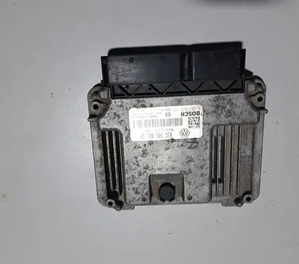 Volkswagen Touran I Engine control unit/module 03G906021DM 0281012737 1039S13438