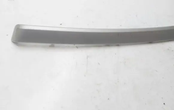 BMW 3 E90 E91 Front door trim bar 7121474