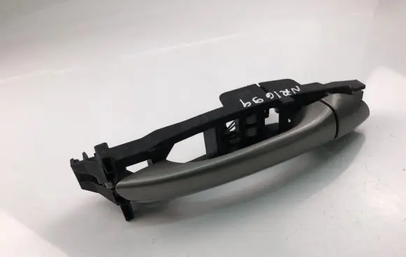 Mercedes-Benz CLS C219 Front door exterior handle A2197600270