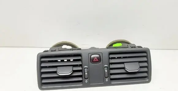 Volvo XC90 Dash center air vent grill 3409400