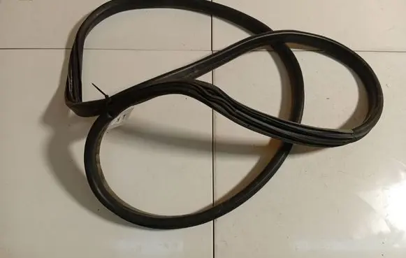 Opel Vectra C Rubber seal front coupe door
