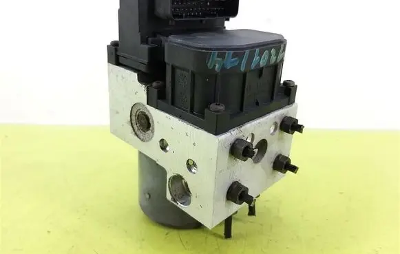 Peugeot 307 ABS Pump 9643777980