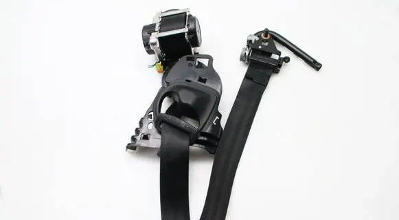 Jaguar XE Front seatbelt 635393300A