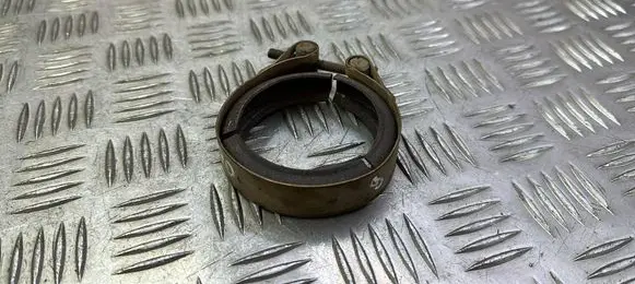 Audi A3 S3 8V Muffler pipe connector clamp 1K0253725
