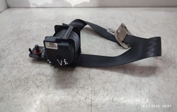 KIA Optima Rear seatbelt 898102T000UP