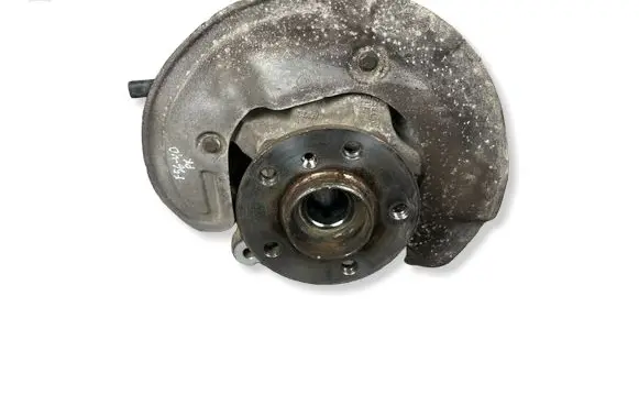 Mini One - Cooper F56 F55 Front wheel hub 6876643