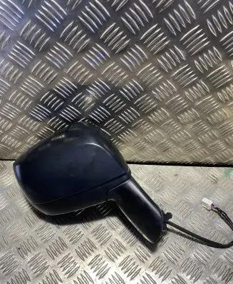 Subaru XV I Front door electric wing mirror