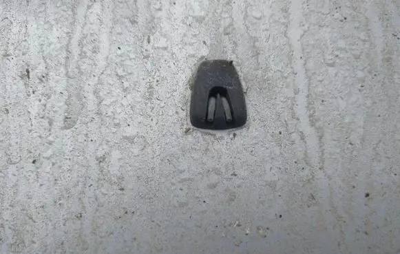 Volvo S80 Windshield washer spray nozzle 