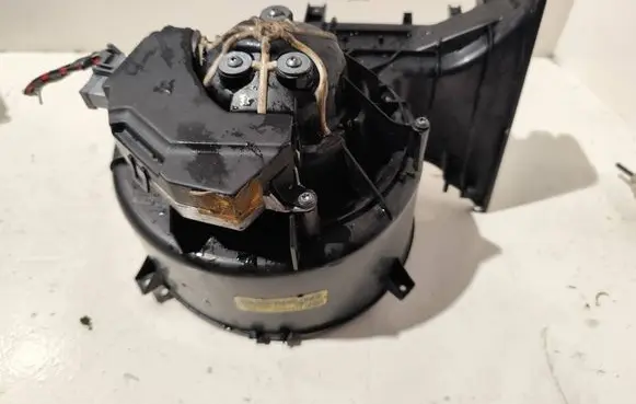 Heater fan/blower