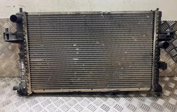 Opel Corsa C Coolant radiator