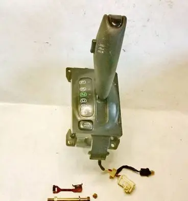 Mitsubishi Galant Gear selector MB891099