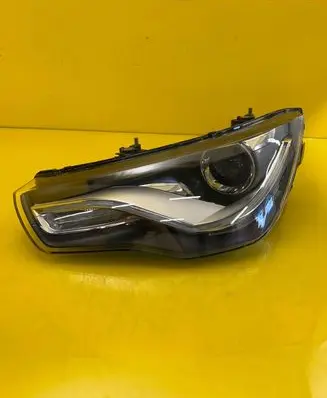 Audi A1 Headlight/headlamp 8X0941005