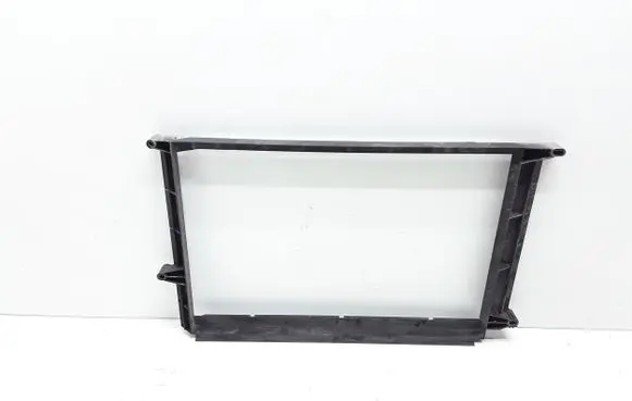 Volvo XC90 Bottom radiator support slam panel 30730523
