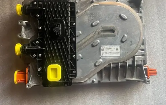 Volkswagen ID.4 Voltage converter inverter 1EA915684EF