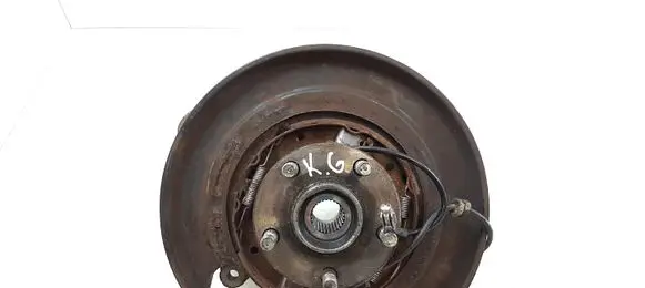 Subaru XV Rear wheel hub