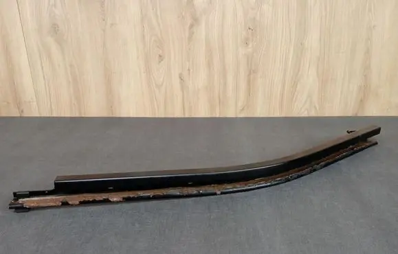 Mercedes-Benz Citan W415 Sliding door lower roller guide/hinge 
