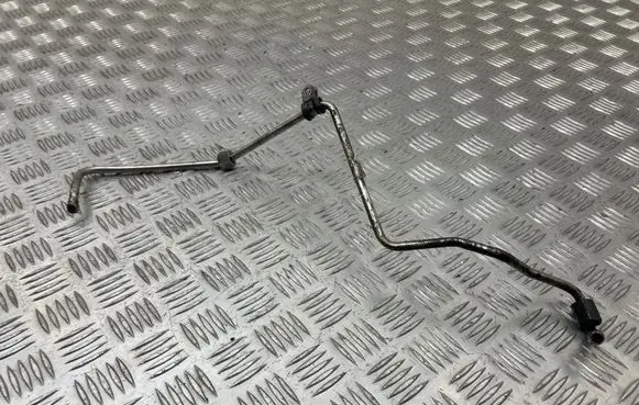 Audi A4 S4 B8 8K Turbo turbocharger oiling pipe/hose