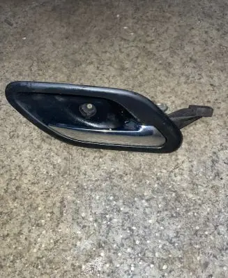 BMW 5 E39 Rear door interior handle 8226050