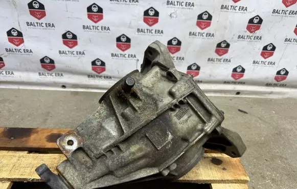 Mercedes-Benz C W205 Rear differential A2053510008