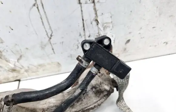 Subaru Legacy Exhaust gas pressure sensor 
