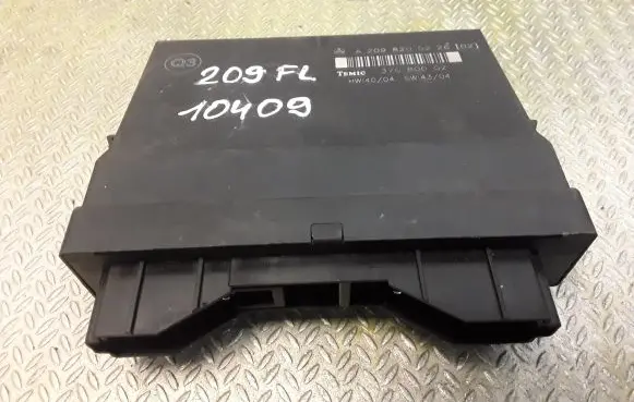 Mercedes-Benz CLK A209 C209 Central body control module 2098205226 A2098205226