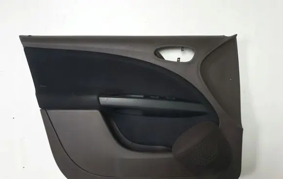 Seat Altea XL Front door card panel trim