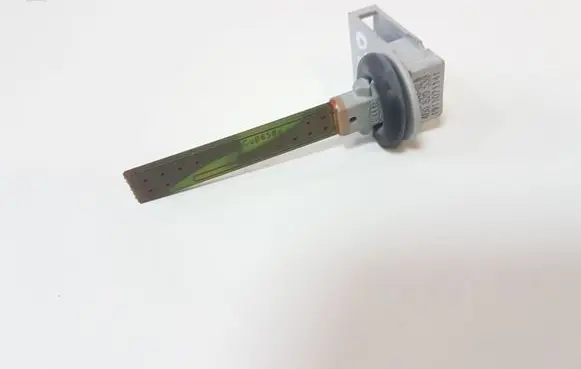 Volkswagen Golf V Interior temperature sensor 4B0820539