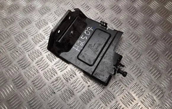 Battery tray