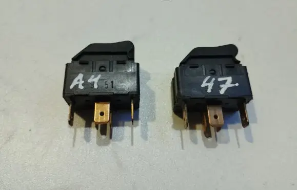 Audi A4 S4 B5 8D Electric window control switch 4D0959855