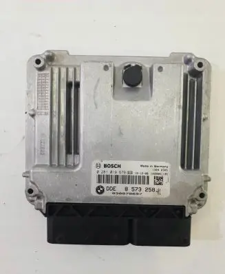 BMW 3 F30 F35 F31 Engine control unit/module ECU 8573258