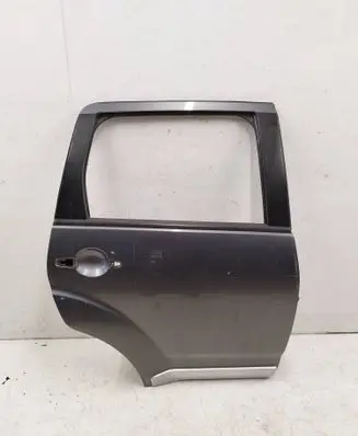 Mitsubishi Outlander Rear door