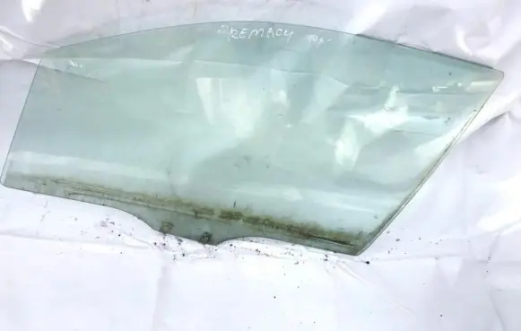 Mazda Premacy Front door window glass four-door