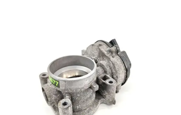 Ford Focus Throttle body valve VP4F9U9E928AC