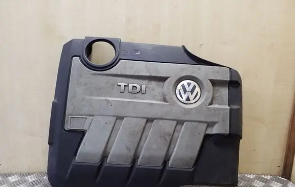 Volkswagen Tiguan Engine cover (trim) 03L103925