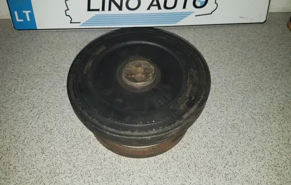 BMW 5 E39 Crankshaft pulley 11232247890