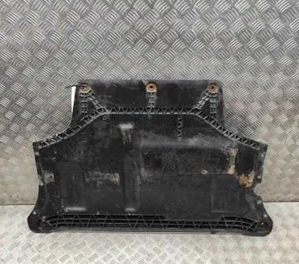Skoda Octavia Mk3 (5E) Engine splash shield/under tray 5Q0825901