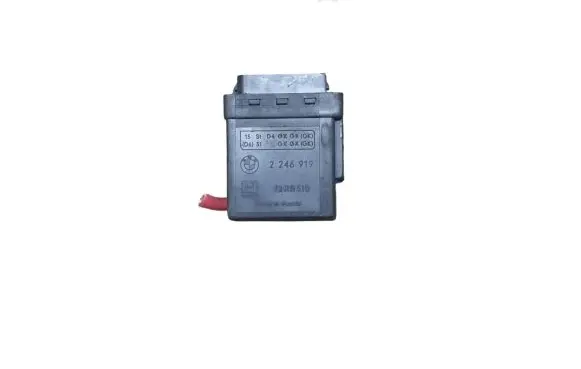 Glow plug pre-heat relay