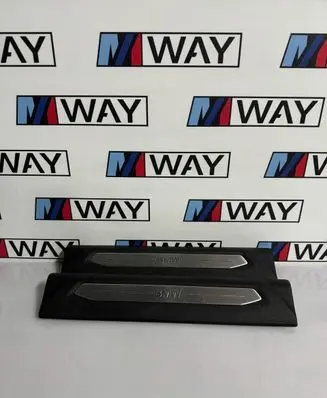 BMW 1 F40 sill trim set (inner) 